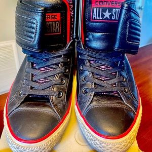 Vintage Converse All Stars. Men’s size 9. They have a lot of life left!